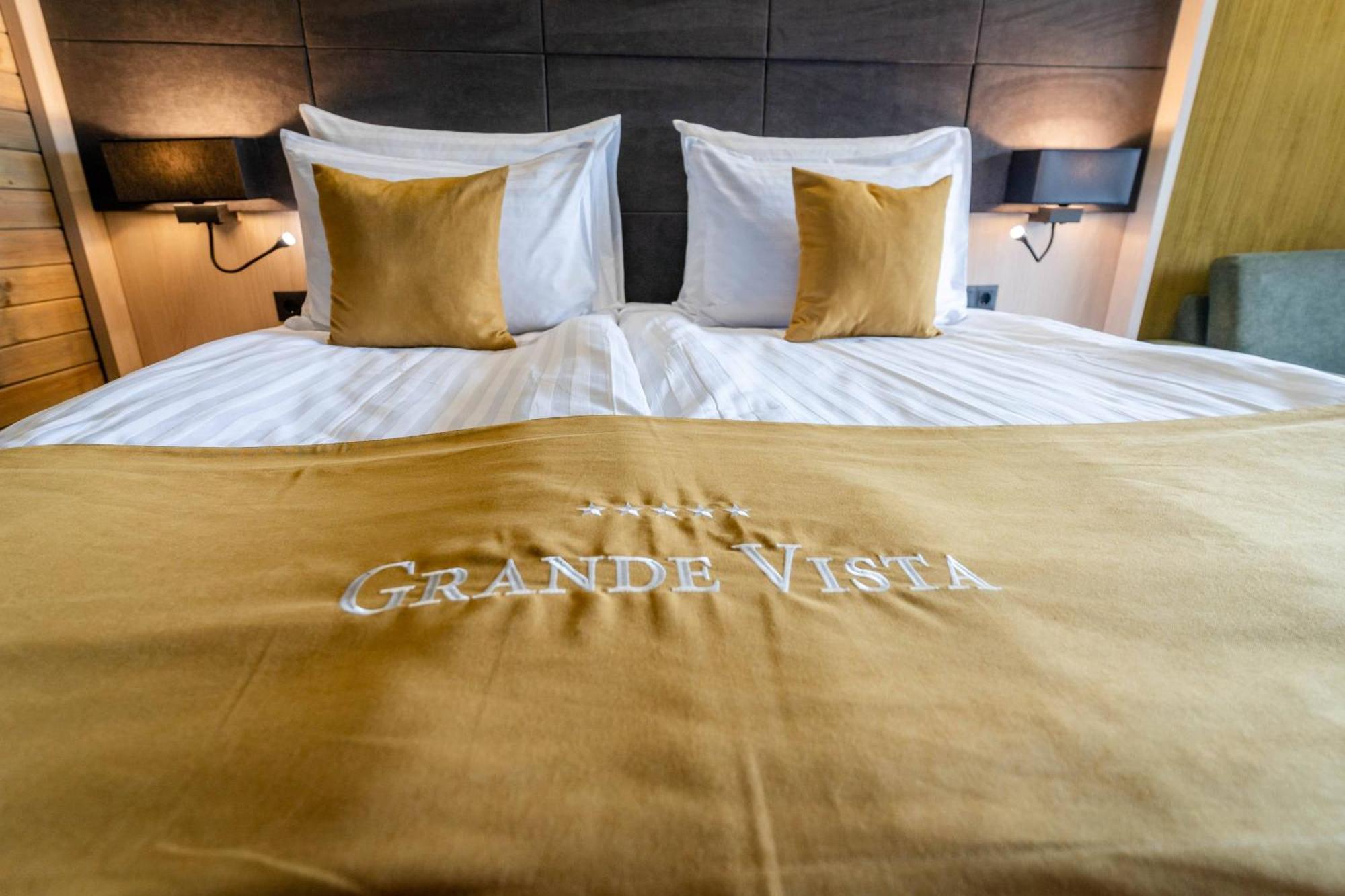 Grande Vista & Hotel Tsigov Chark