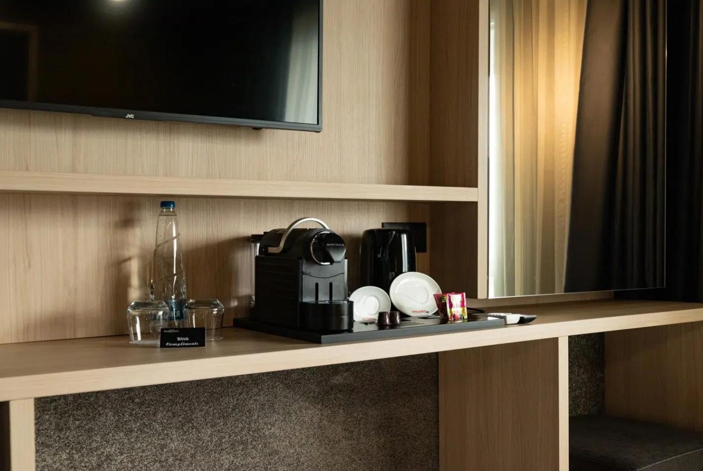 Grande Vista & 5*